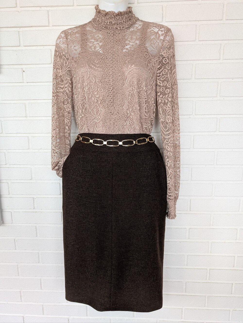 CHANEL CASHMERE PENCIL SKIRT w/slit pockets and Chanel buttons